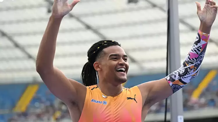 Εμμανουήλ Καραλής: "Όλα ήταν τέλεια, είμαι ερωτευμένος με την Πολωνία και με αυτό το γήπεδο" Εμμανουήλ Καραλής: “Όλα ήταν τέλεια, είμαι ερωτευμένος με την Πολωνία και με αυτό το γήπεδο”