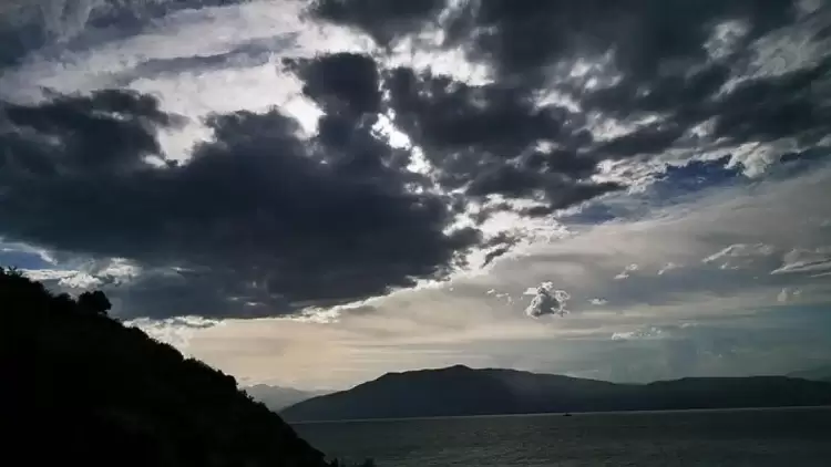 Ο καιρός σήμερα, Τετάρτη 28/8: Γενικά αίθριος με συννεφιά και τοπικές βροχές και καταιγίδες Ο καιρός σήμερα, Τετάρτη 28/8: Γενικά αίθριος με συννεφιά και τοπικές βροχές και καταιγίδες