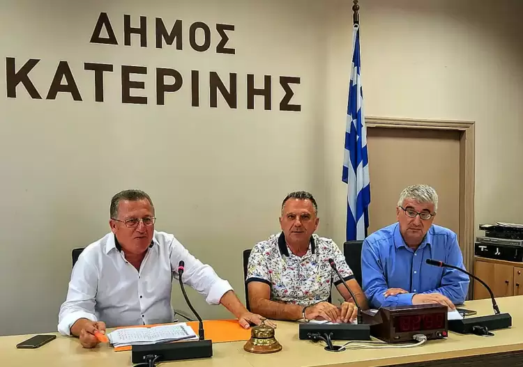 Κατερίνη: Πιάνουν δουλειά οι καθαρίστριες σχολικών μονάδων του Δήμου
