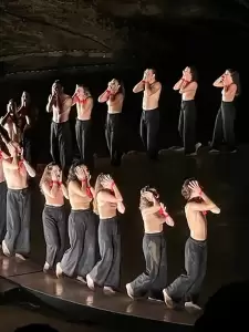 Η «Ορέστεια» του Αισχύλου που σκηνοθέτησε ο πολύπειρος σκηνοθέτης Θεόδωρος Τερζόπουλος.