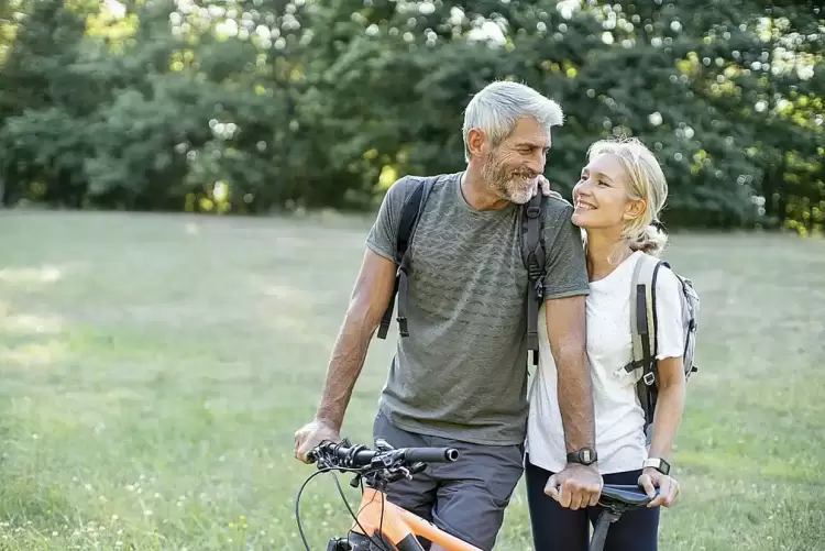 Τι συμβαίνει στο σώμα μας ανάμεσα στα 44 και 60 χρόνια