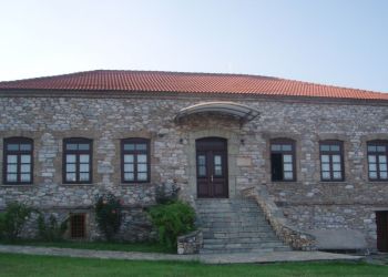 Ρητίνη Πιερίας: 20 δάσκαλοι και δασκάλες επιστρέφουν στο σχολείο που δίδαξαν μετά από 50 και πλέον χρόνια