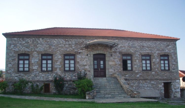 Ρητίνη Πιερίας: 20 δάσκαλοι και δασκάλες επιστρέφουν στο σχολείο που δίδαξαν μετά από 50 και πλέον χρόνια