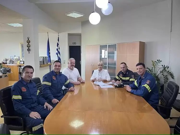 Παραχώρηση χρήσης των αθλητικών εγκαταστάσεων της Π.Ε. Πιερίας Παραχώρηση χρήσης των αθλητικών εγκαταστάσεων της Π.Ε. Πιερίας