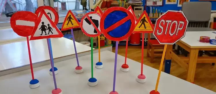 Διανομή ενημερωτικών φυλλαδίων στο 1ο και 6ο Δημοτικό Σχολείο Κατερίνης