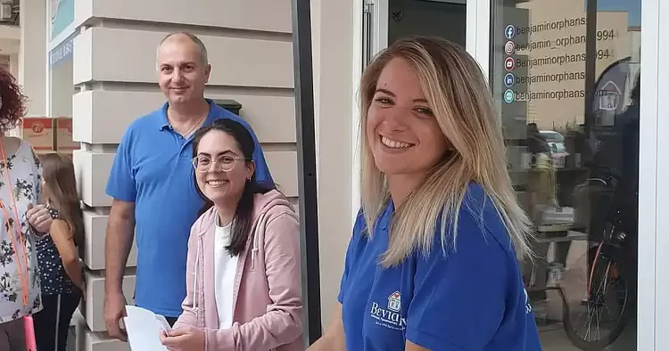 Διανομή Σχολικών Ειδών από τον Σύλλογο ΒΕΝΙΑΜΙΝ