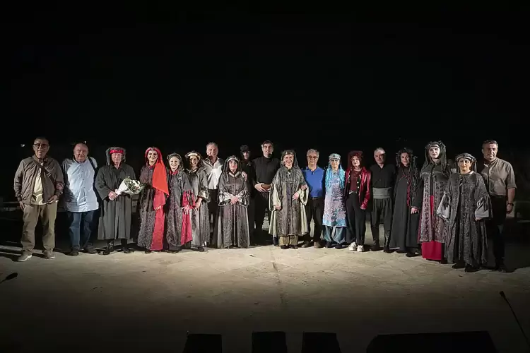 Ένωση Ποντίων Πιερίας: Με επιτυχία η νέα ποντιακή θεατρική παράσταση "Καιροί έρθαν κι επέρασαν χρόνια έρθαν κι εδέβαν" Ένωση Ποντίων Πιερίας: Με επιτυχία η νέα ποντιακή θεατρική παράσταση “Καιροί έρθαν κι επέρασαν χρόνια έρθαν κι εδέβαν”