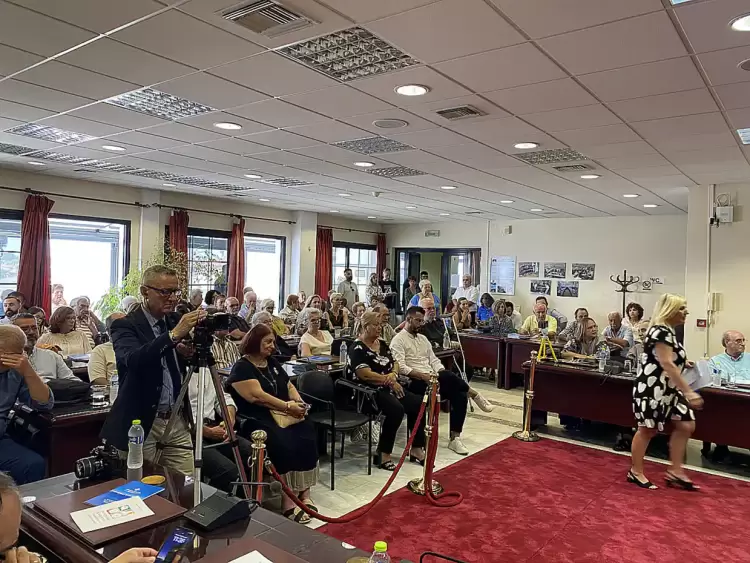 Επιμελητήριο Πιερίας – Μουσειακή Έκθεση Παραδοσιακών Επαγγελμάτων: Τιμήθηκαν οι δωρητές και συντελεστές της