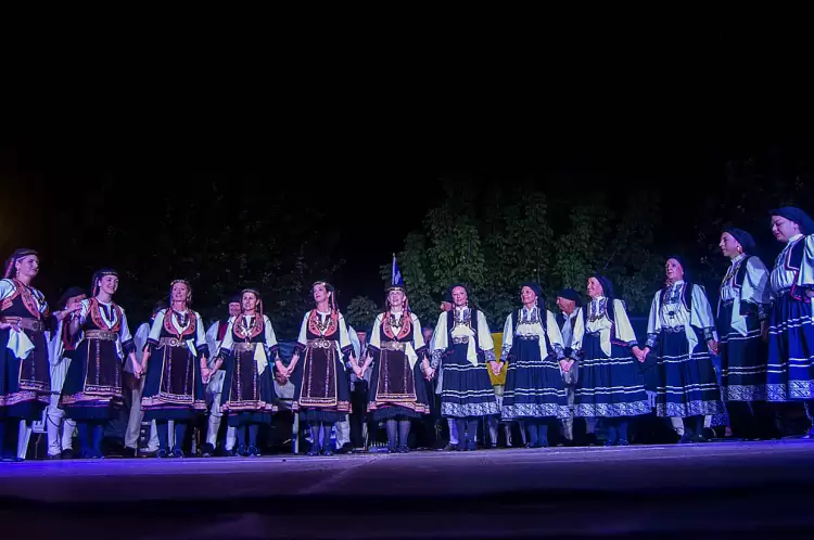 Εστία Πιερίδων Μουσών Κατερίνης: Έναρξη Χορευτικής χρονιάς Εστία Πιερίδων Μουσών Κατερίνης: Έναρξη Χορευτικής χρονιάς Ε.Π.Μ. Κατερίνης