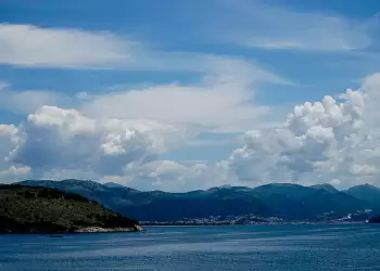 Ο καιρός σήμερα, Δευτέρα 30/9: Γενικά αίθριος με πρόσκαιρες τοπικές νεφώσεις