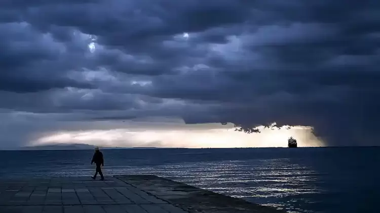 Ο καιρός σήμερα, Κυριακή 1/9: Συννεφιά με πιθανότητα για τοπικές βροχές