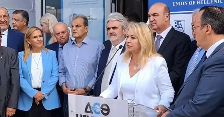 Άννα Μάνη: «Η Κυβέρνηση και το Υπουργείο Ανάπτυξης βρίσκεται στο πλευρό των επιχειρηματιών της χώρας»