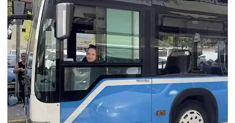 Η οδηγός του Αστικού ΚΤΕΛ Κατερίνης που βοήθησε 30 επιβάτες μέσα στην κακοκαιρία