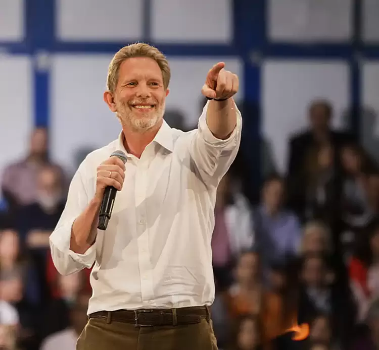 Παύλος Γερουλάνος - Αλλαγή Χώρου Εκδήλωσης Παύλος Γερουλάνος – Αλλαγή Χώρου Εκδήλωσης