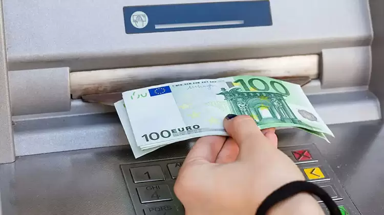 Πολύτεκνες και τρίτεκνες αγρότισσες μητέρες παίρνουν το επίδομα των 1000 και 700 ευρώ