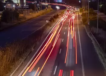 Σε πραγματικό χρόνο για τις κυκλοφοριακές συνθήκες που επικρατούν από τις πύλες εισόδου Προμαχώνα και Ευζώνων
