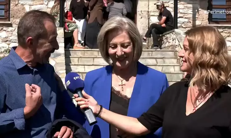 Στην Ρητίνη Πιερίας επέστρεψε δασκάλα μετά από 55 χρόνια στο σχολείο της