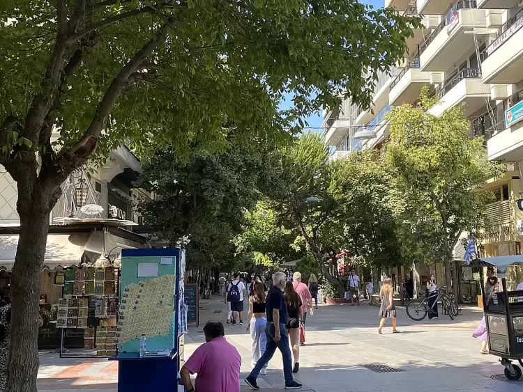 Μετά την βροχή έρχεται το ουράνιο τόξο Μετά την βροχή έρχεται το ουράνιο τόξο