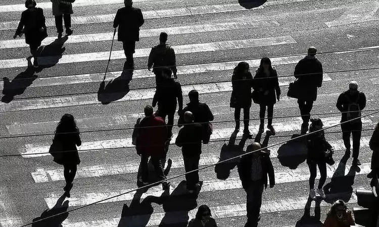 Ξεκινούν οι αιτήσεις για το Ειδικό Εποχικό Βοήθημα έτους 2024 της ΔΥΠΑ