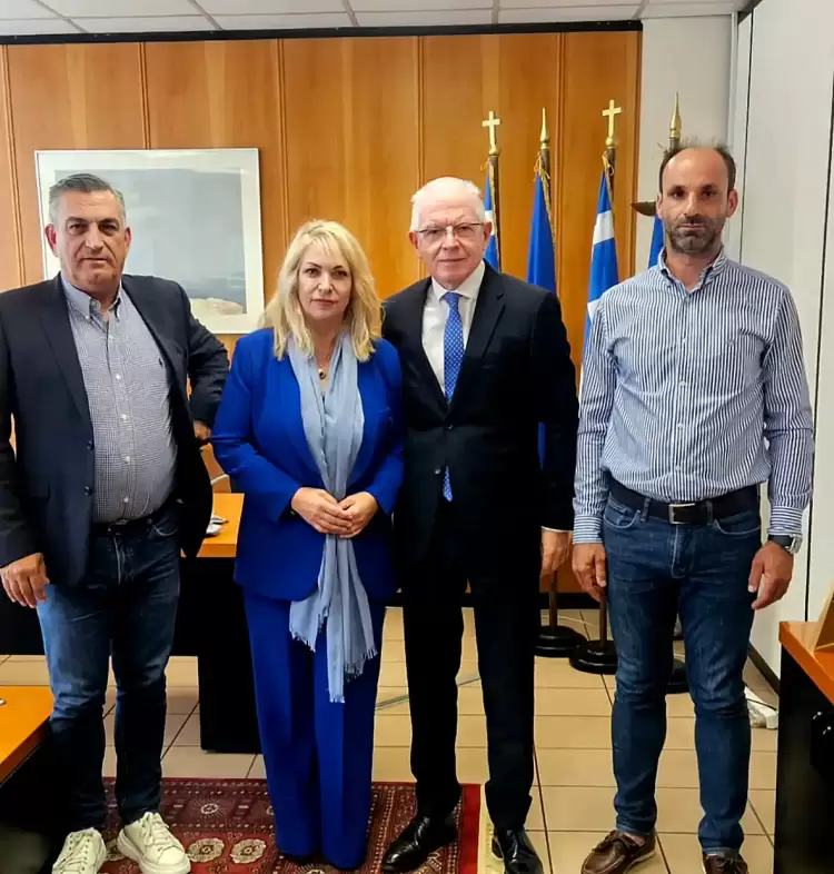 Άννα Μάνη: Συνάντηση με τον Πρόεδρο του ΕΛΓΑ για τις αποζημιώσεις από τα ακραία καιρικά φαινόμενα Άννα Μάνη: Συνάντηση με τον Πρόεδρο του ΕΛΓΑ για τις αποζημιώσεις από τα ακραία καιρικά φαινόμενα