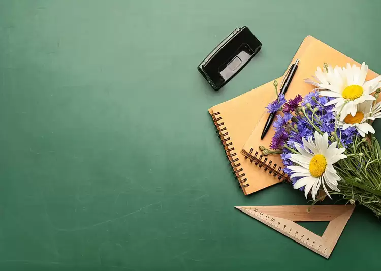 Άγγελοι και αρχάγγελοι να σε σκεπάζουν πάντα …