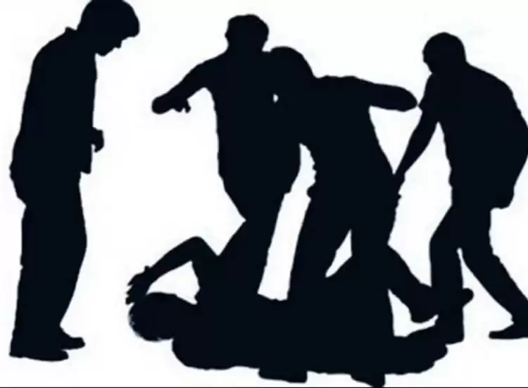 Η δομή και η λειτουργία του καπιταλισμού παράγει τη βία στην κοινωνία