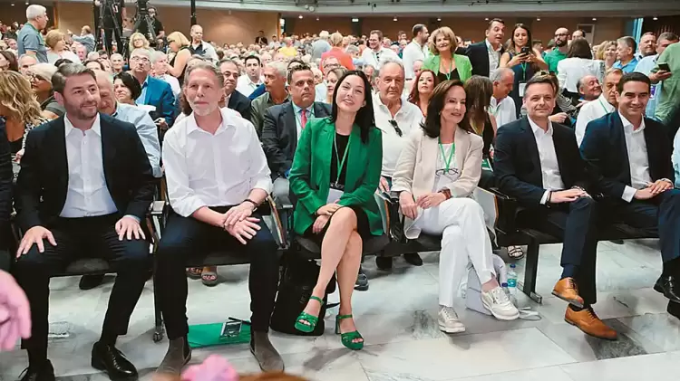 Εκλογές στο ΠΑΣΟΚ: Τι ποσοστά πήραν οι υποψήφιοι αρχηγοί του ΠΑΣΟΚ ανά περιφέρεια Εκλογές στο ΠΑΣΟΚ: Τι ποσοστά πήραν οι υποψήφιοι αρχηγοί του ΠΑΣΟΚ ανά περιφέρεια