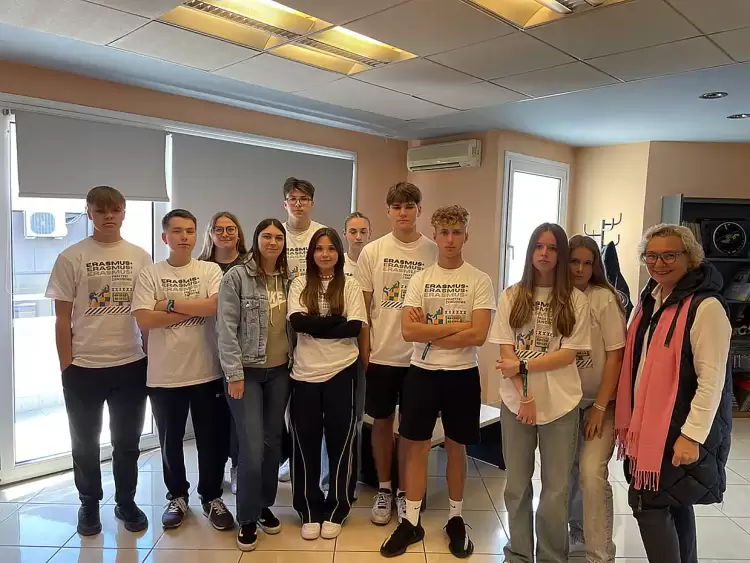 Επίσκεψη σχολείου από την Πολωνία Επίσκεψη σχολείου από την Πολωνία