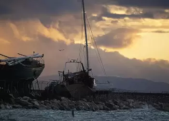 Ο καιρός σήμερα, Παρασκευή 18/10: Νεφώσεις παροδικά αυξημένες με ασθενείς τοπικές βροχές Ο καιρός σήμερα, Παρασκευή 18/10: Νεφώσεις παροδικά αυξημένες με ασθενείς τοπικές βροχές