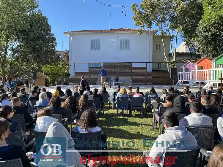 Καπνικός Σταθμός Κατερίνης: Παιδί & Σκύλος – 01 έως 03 Οκτωβρίου Καπνικός Σταθμός Κατερίνης: Παιδί & Σκύλος – 01 έως 03 Οκτωβρίου