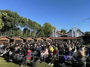 Κατερίνη: 1.300 μαθητές εκπαίδευσε ο Δήμος στο πλαίσιο του προγράμματος «Παιδί & σκύλος» Κατερίνη: 1.300 μαθητές εκπαίδευσε ο Δήμος στο πλαίσιο του προγράμματος «Παιδί & σκύλος»