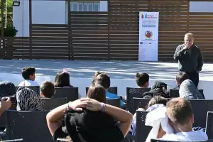 Κατερίνη: 1.300 μαθητές εκπαίδευσε ο Δήμος στο πλαίσιο του προγράμματος «Παιδί & σκύλος» Κατερίνη: 1.300 μαθητές εκπαίδευσε ο Δήμος στο πλαίσιο του προγράμματος «Παιδί & σκύλος»