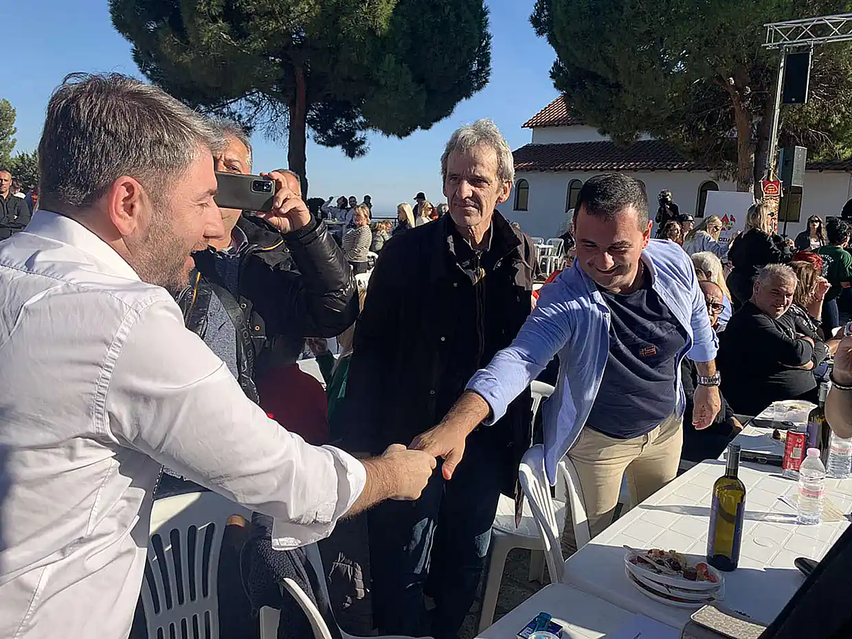 Κατερίνη - Μεσαία Μηλιά: Γιορτή Τσίπουρου και έκθεση τοπικών προϊόντων (εικόνες και βίντεο) Κατερίνη – Μεσαία Μηλιά: Γιορτή τσίπουρου και έκθεση τοπικών προϊόντων (εικόνες και βίντεο)