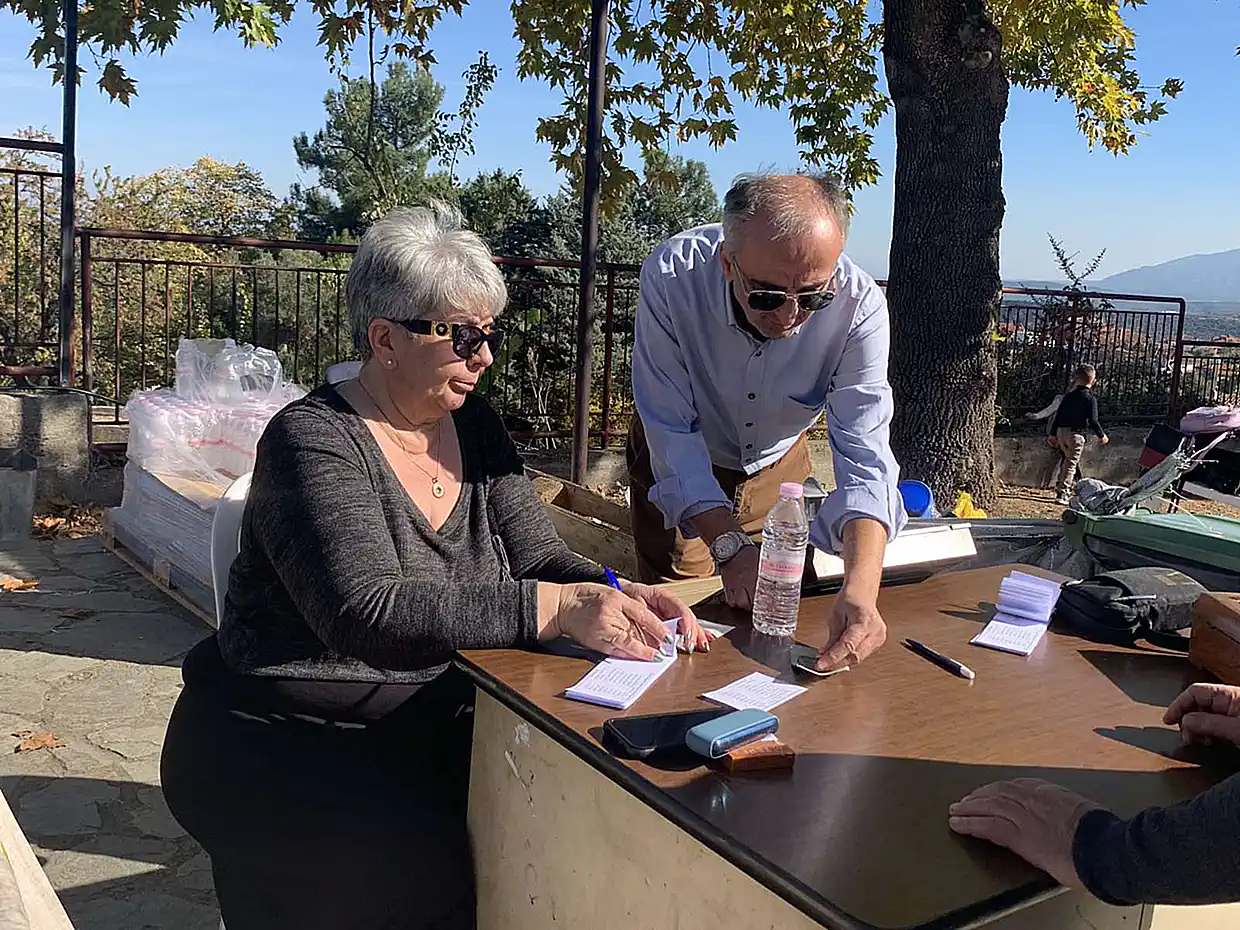 Κατερίνη - Μεσαία Μηλιά: Γιορτή Τσίπουρου και έκθεση τοπικών προϊόντων (εικόνες και βίντεο) Κατερίνη – Μεσαία Μηλιά: Γιορτή τσίπουρου και έκθεση τοπικών προϊόντων (εικόνες και βίντεο)