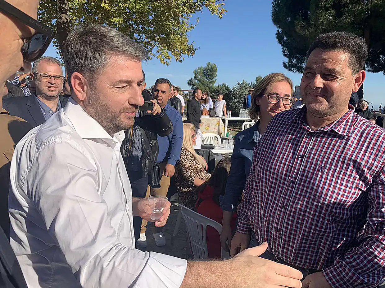 Κατερίνη - Μεσαία Μηλιά: Γιορτή Τσίπουρου και έκθεση τοπικών προϊόντων (εικόνες και βίντεο) Κατερίνη – Μεσαία Μηλιά: Γιορτή τσίπουρου και έκθεση τοπικών προϊόντων (εικόνες και βίντεο)