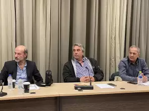 Δημοτικό Συμβούλιο Κατερίνης: «Μύρισε» το Πάρκο των Χρωμάτων - Αποχώρησε η «Εκκίνηση» Κατερίνη: Ζωντανή μετάδοση της συνεδρίασης του Δημοτικού Συμβουλίου