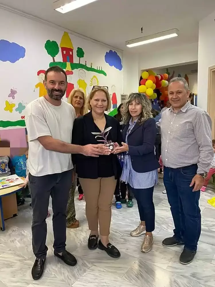 Ωφελούμενοι του ΚΗΦΗ γιόρτασαν την παγκόσμια ημέρα ηλικιωμένων στο Βρεφονηπιακό Σταθμό Περίστασης