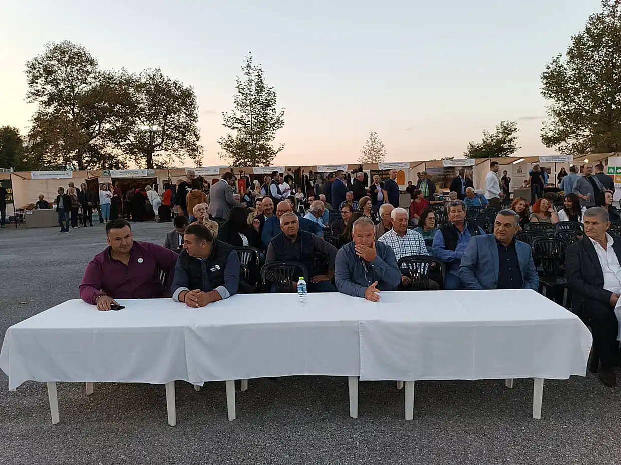 Πιερία - Δήμος Δίου-Ολύμπου: Εγκαινιάστηκε η 19η Γιορτή του Αγρότη και Κτηνοτρόφου στην Καρίτσα (εικόνες & βίντεο) Πιερία – Δήμος Δίου Ολύμπου: Εγκαινιάστηκε η 19η Γιορτή του Αγρότη και Κτηνοτρόφου στην Καρίτσα