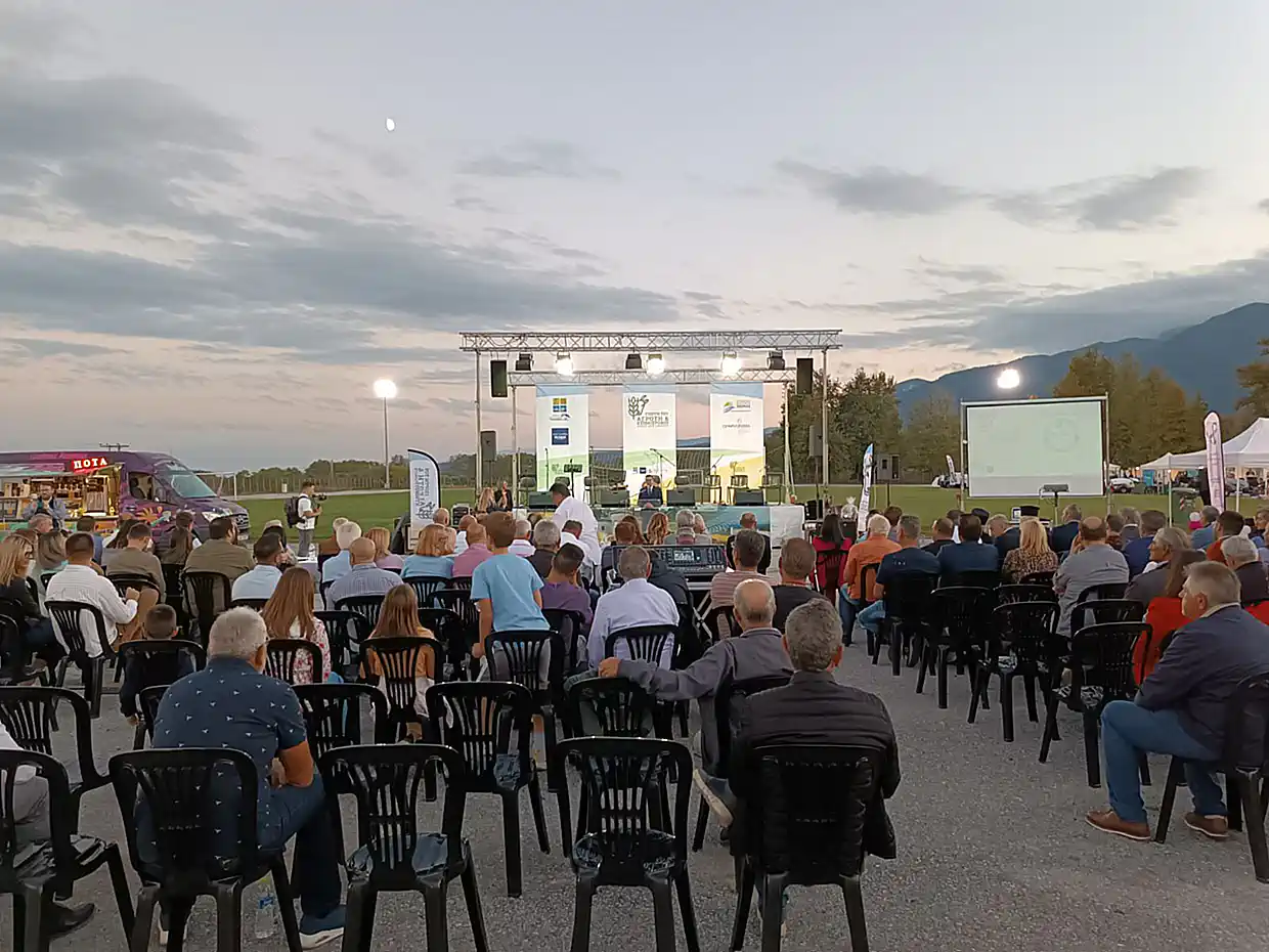 Πιερία - Δήμος Δίου-Ολύμπου: Εγκαινιάστηκε η 19η Γιορτή του Αγρότη και Κτηνοτρόφου στην Καρίτσα (εικόνες & βίντεο) Πιερία – Δήμος Δίου Ολύμπου: Εγκαινιάστηκε η 19η Γιορτή του Αγρότη και Κτηνοτρόφου στην Καρίτσα