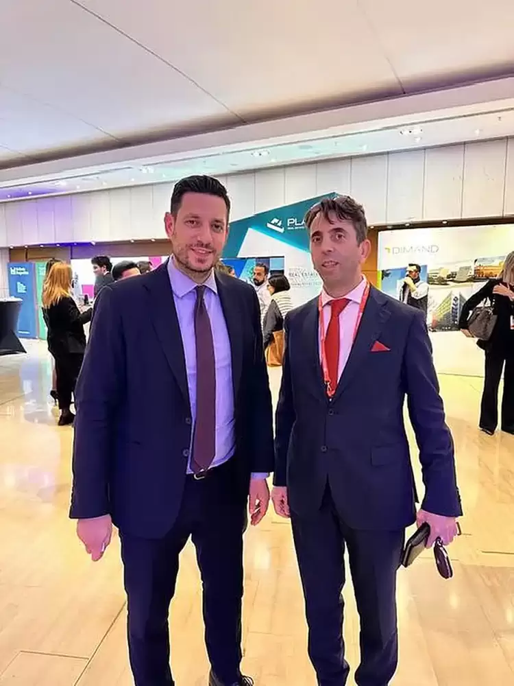 Ο Σταύρος Δαραξής με τον Υφ. Ψηφιασκής Διακυβέρνηση Κ. Κυρανάκη Ο Σταύρος Δαραξής με τον Υφ. Ψηφιασκής Διακυβέρνηση Κ. Κυρανάκη