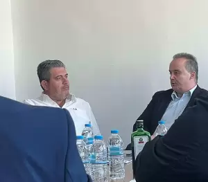 Συνάντηση του υπ. Προέδρου του Επιμελητηρίου Κώστα Πίτσια και των υπ. συμβούλων του με το Δ.Σ  της Ένωσης Ξενοδόχων Πιερίας