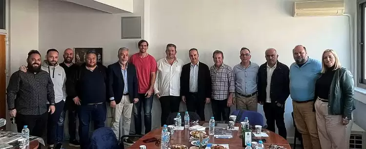 Συνάντηση του υπ. Προέδρου του Επιμελητηρίου Κώστα Πίτσια και των υπ. συμβούλων του με το Δ.Σ  της Ένωσης Ξενοδόχων Πιερίας