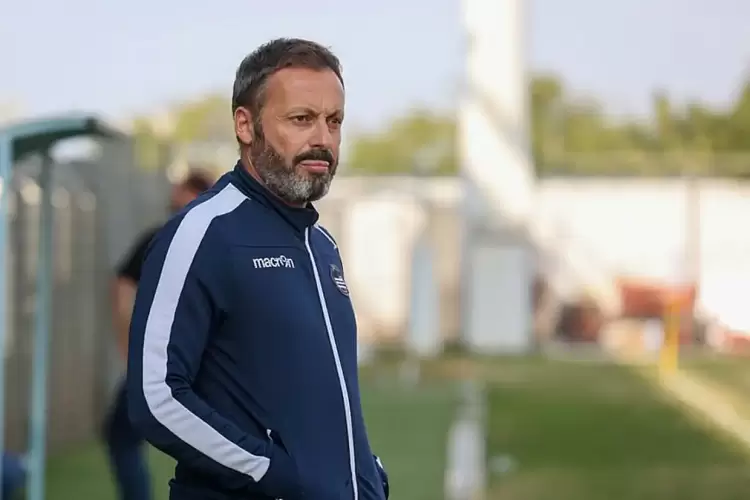 Τα τυπικά για τον Κατερινιώτη Σάκη Παπαβασιλείου στον Μακεδονικό Τα τυπικά για τον Κατερινιώτη Σάκη Παπαβασιλείου στον Μακεδονικό