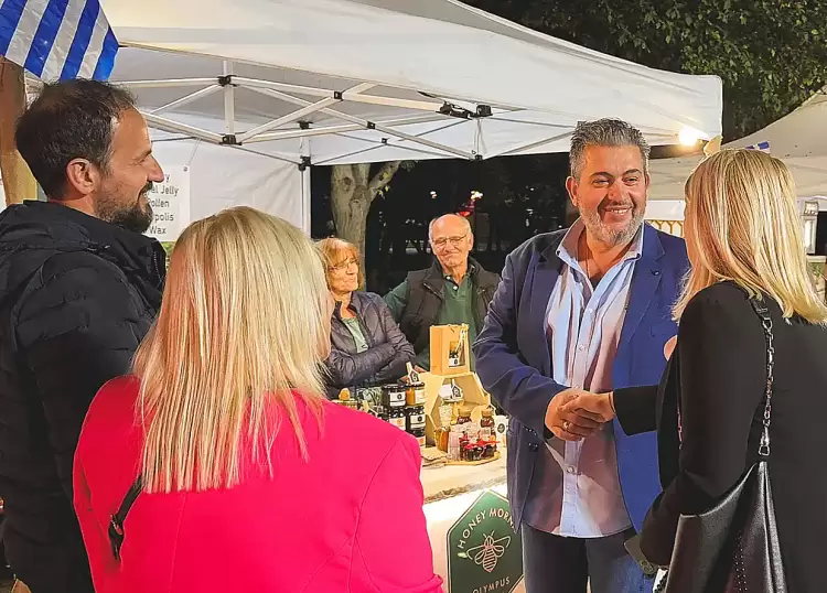 Την 4η Έκθεση Μελιού στο Δημοτικό Πάρκο Κατερίνης επισκέφτηκε ο υπ. Πρόεδρος του Επιμελητηρίου Κώστας Πίτσιας