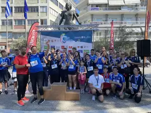 Τρέχω για την Κατερίνη: Η απονομή των μεταλλίων από τον αγώνα δρόμου (βίντεο & εικόνες)