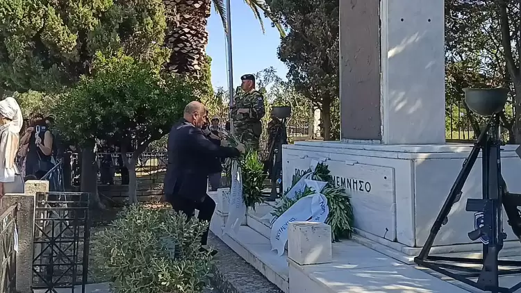 Ο βουλευτής Νίκης, Κομνηνός Δελβερούδης, στις επετειακές εκδηλώσεις της Λήμνου για τα 112 χρόνια από την απελευθέρωση του νησιού Ο βουλευτής Νίκης, Κομνηνός Δελβερούδης, στις επετειακές εκδηλώσεις της Λήμνου για τα 112 χρόνια από την απελευθέρωση του νησιού