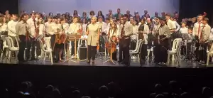 Ο «Ζορμπάς» του Μίκη Θεοδωράκη στην “Αίθουσα Τέχνης Κοζάνης” με τη συμμετοχή της Χορωδίας Ε.Π.Μ. Κατερίνης