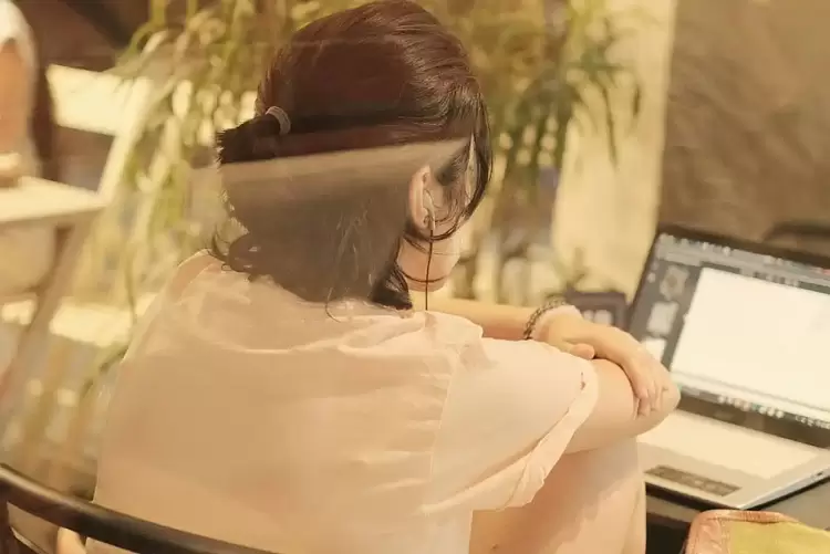 Η Gen Z μετασχηματίζει την αγορά εργασίας – Το ελληνικό μοντέλο και που “σκοντάφτει”