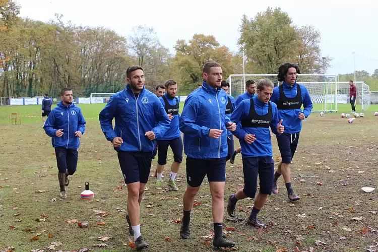 Mίνι προετοιμασία στον Εθνικό Νέου Κεραμιδίου Mίνι προετοιμασία στον Εθνικό Νέου Κεραμιδίου