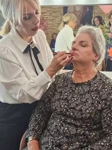 Δωρεάν σεμινάριο μακιγιάζ για τα μέλη του Συλλόγου Καρκινοπαθών Πιερίας